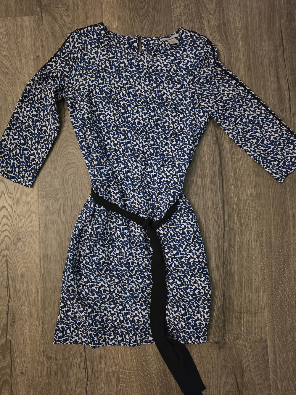 H&M Blue and White Printed Mini Dress with Black Tie Belt